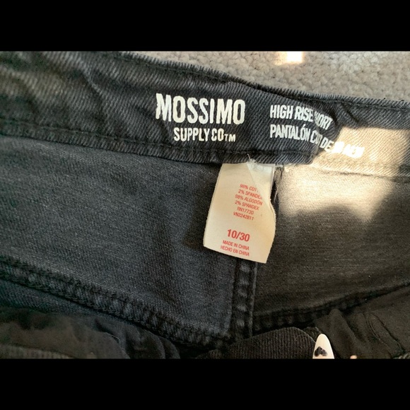Mossimo Black Short Shorts - Picture 3 of 3